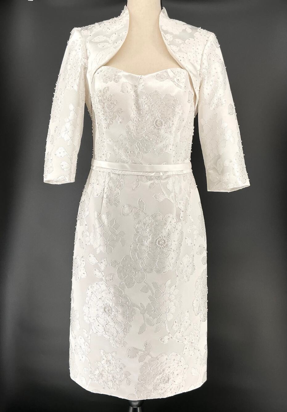 NWT Oleg Cassini CWG353 Wedding Dress 12 Soft White Beaded Bolero Bridal